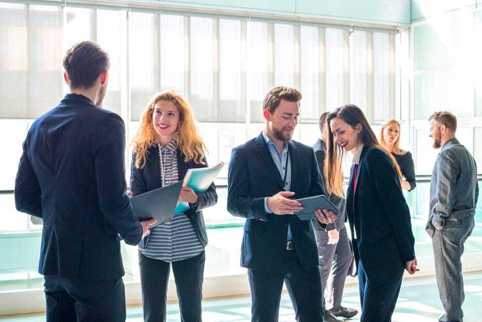 Complete Guide on Benefits of Business Networking in Dubai, UAE